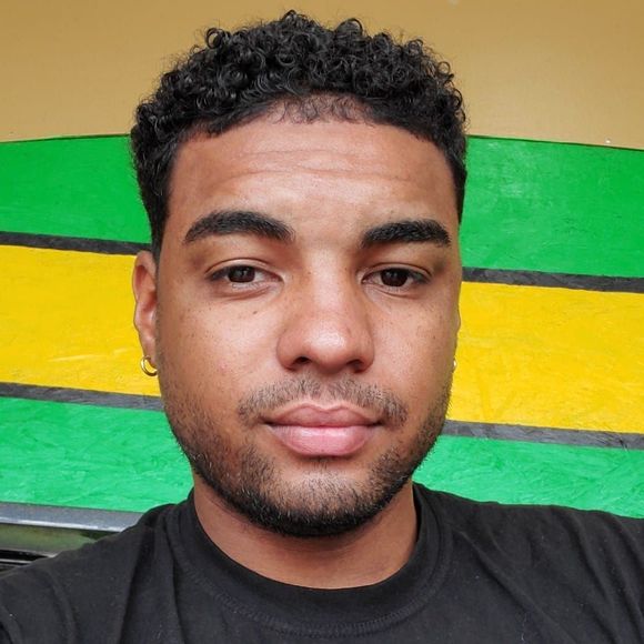 Meet your Posher, Justin - Picture 1 of 1